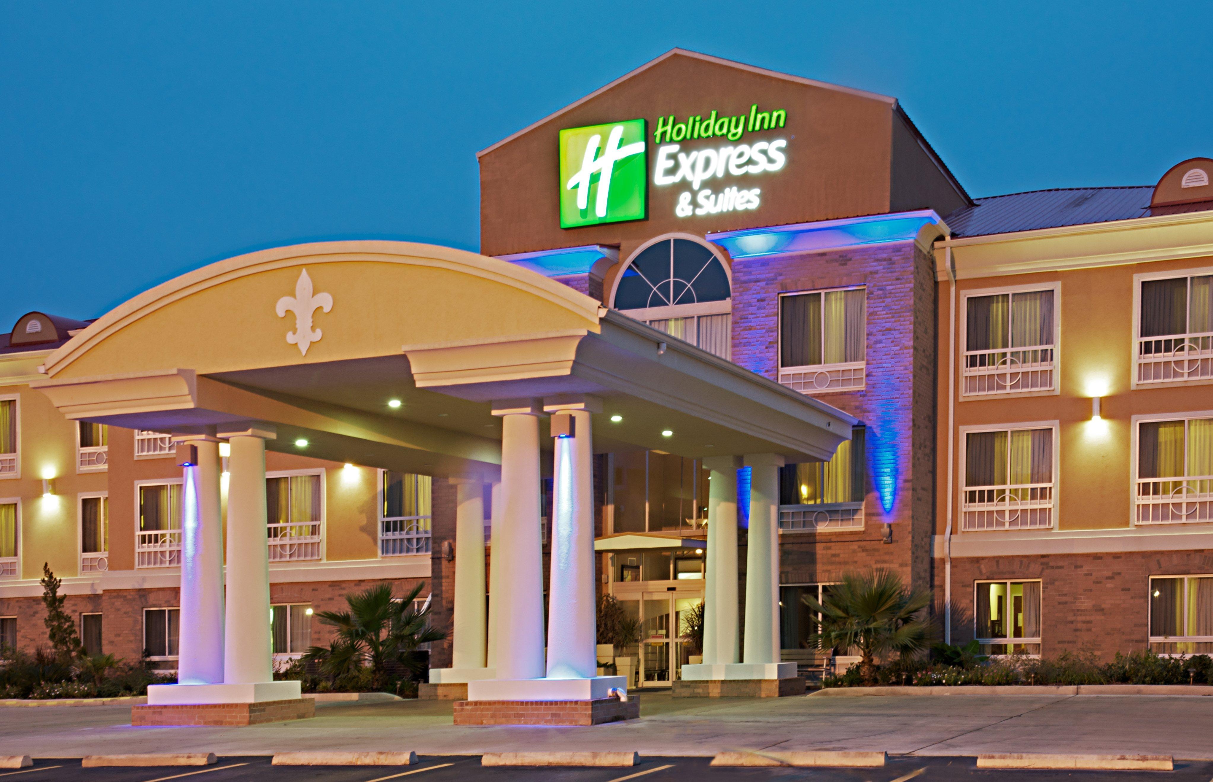 Holiday Inn Express & Suites Alexandria, An Ihg Hotel מראה חיצוני תמונה